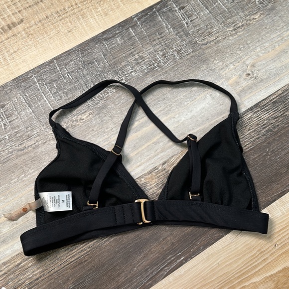 ruffled bikini top✨ - Picture 3 of 3